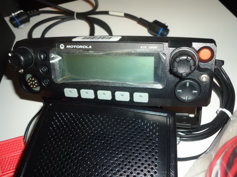 Motorola ASTRO XTL2500 Digitalno/Analogna