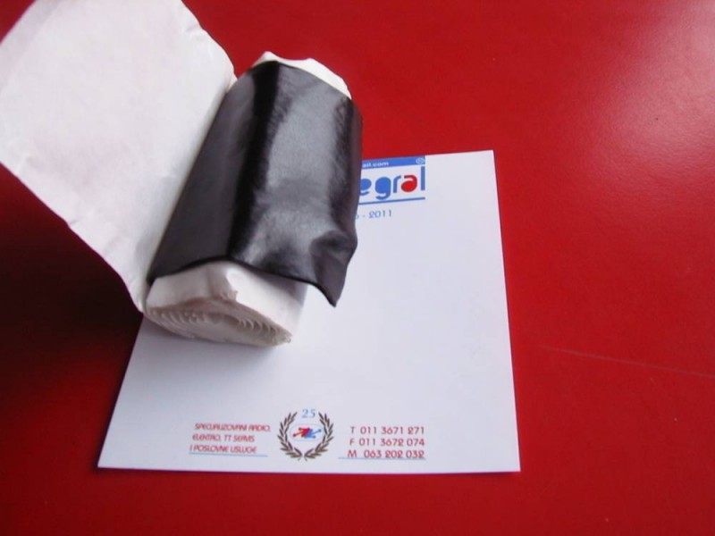 Raw rubber, 1 and 3 mm thick